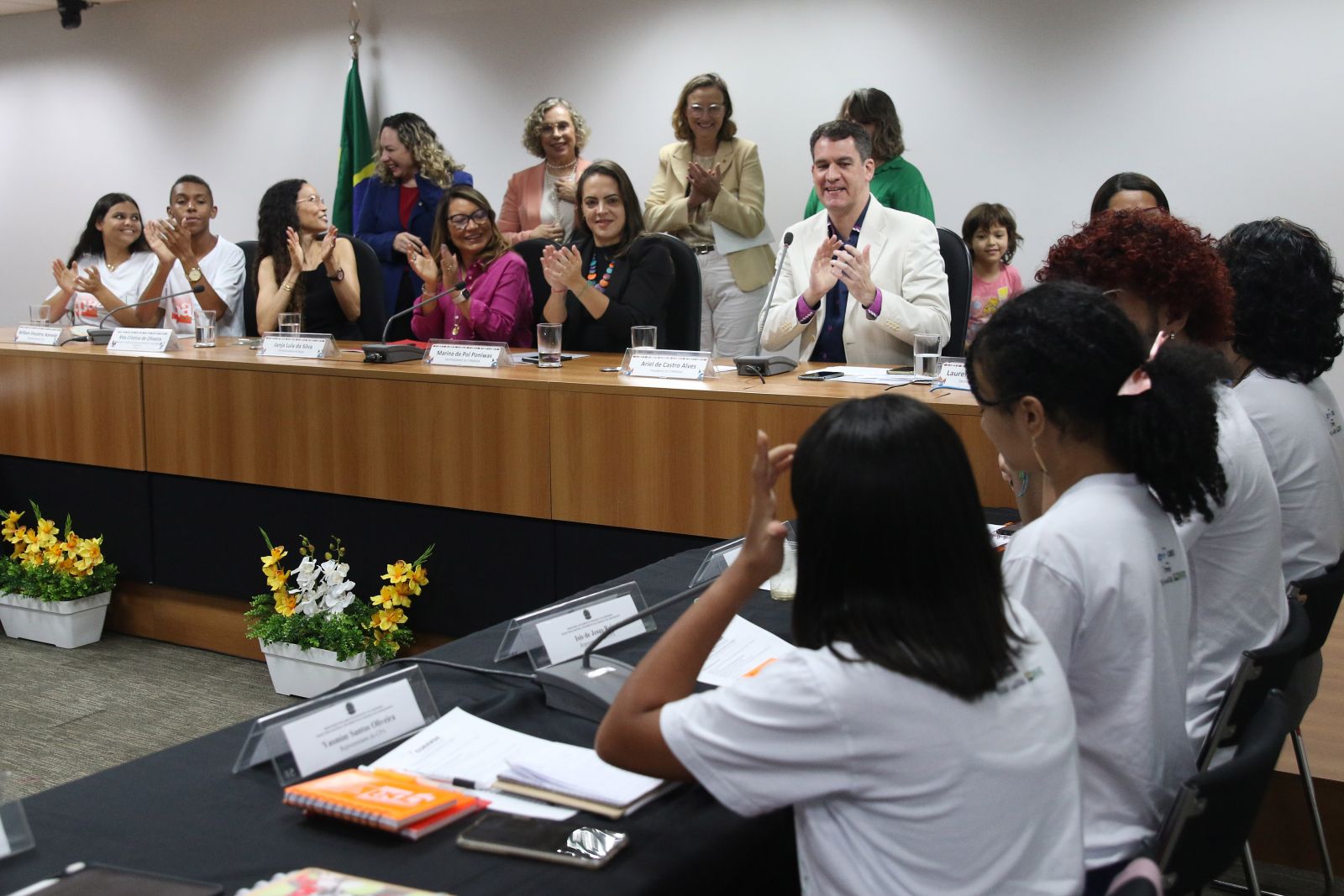 Foto: Antônio Cruz/Agência Brasil – A primeira-dama Janja Lula da Silva participa da abertura da 313ª Assembleia Ordinária do Conselho Nacional dos Direitos da Criança e do Adolescente (Conanda)