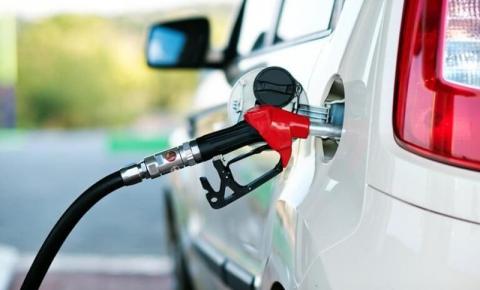 Preço da gasolina sobe 7,38% em novembro e alta em 12 meses é sem precedentes desde os anos da hiperinflação: 50,78%